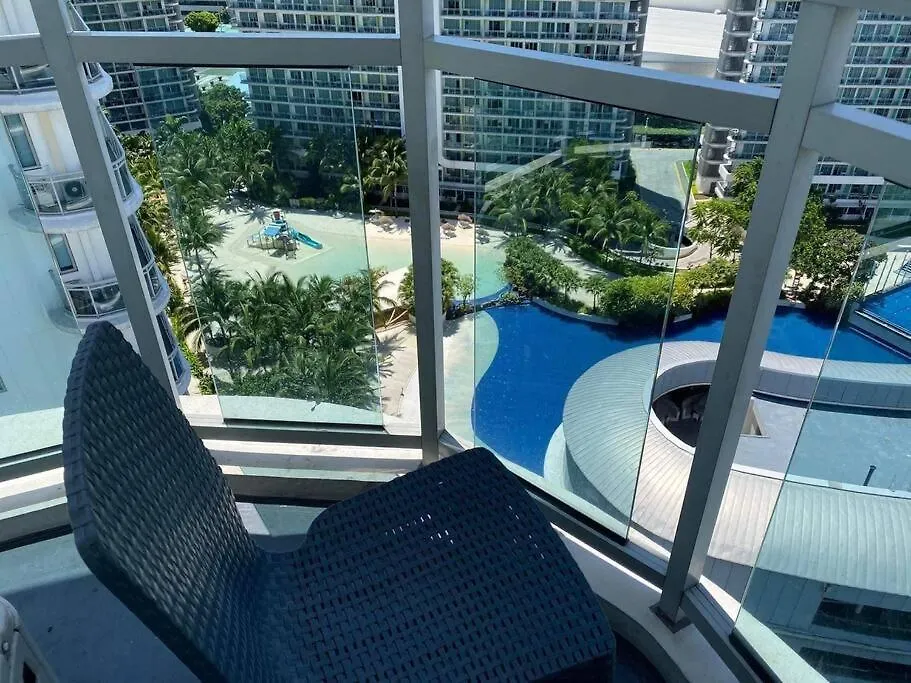 Azure Urban Resort A13 Near Airport Wavepool Manila