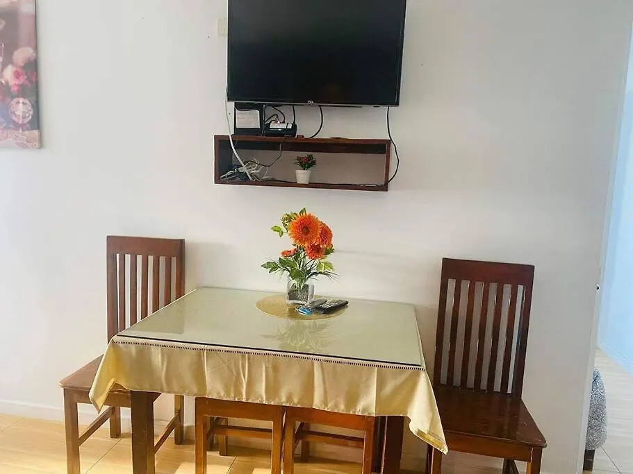 Apartment Azure Urban Resort A13 Near Airport Wavepool Manila